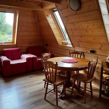 Piramida W Uniesieniu Apartment Borzytuchom ภายนอก รูปภาพ